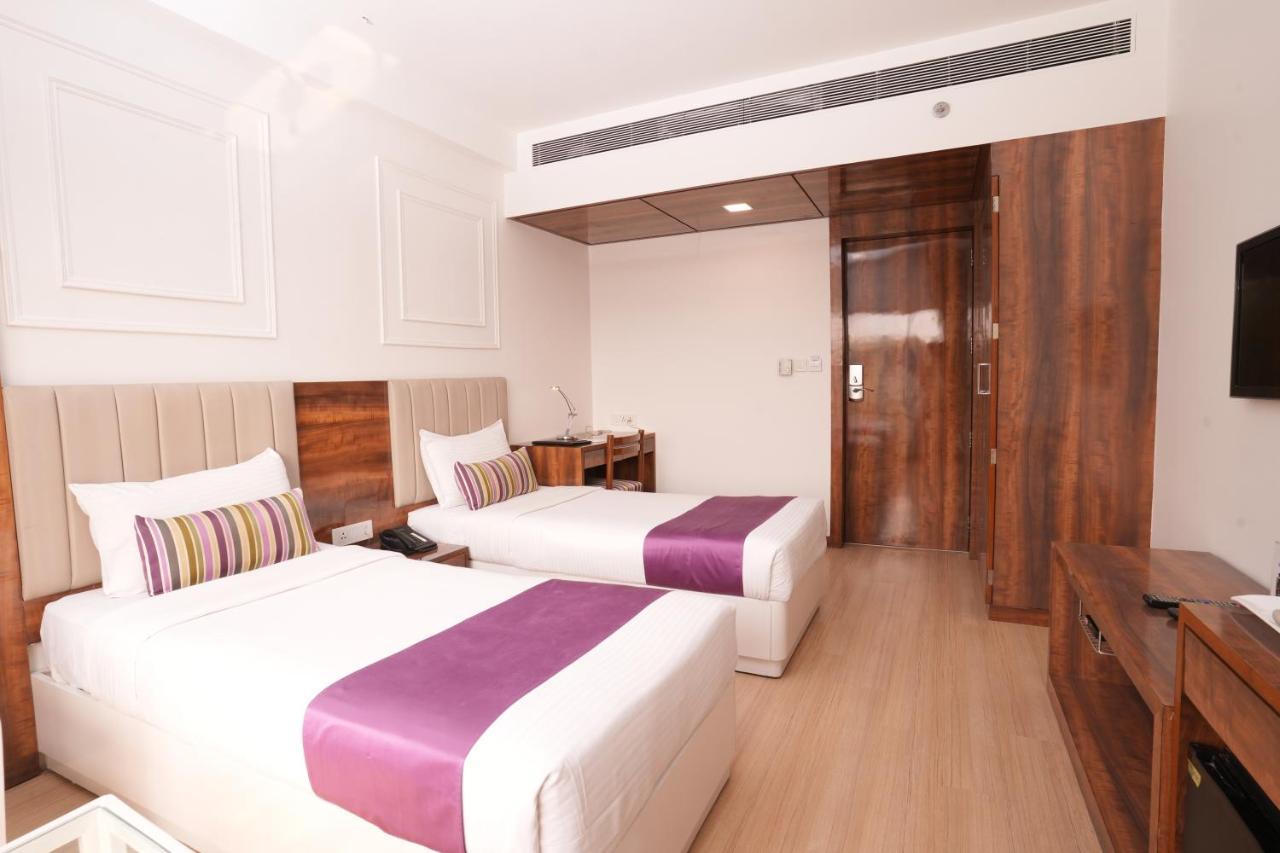 Hotel Hardeo Nagpur Eksteriør billede