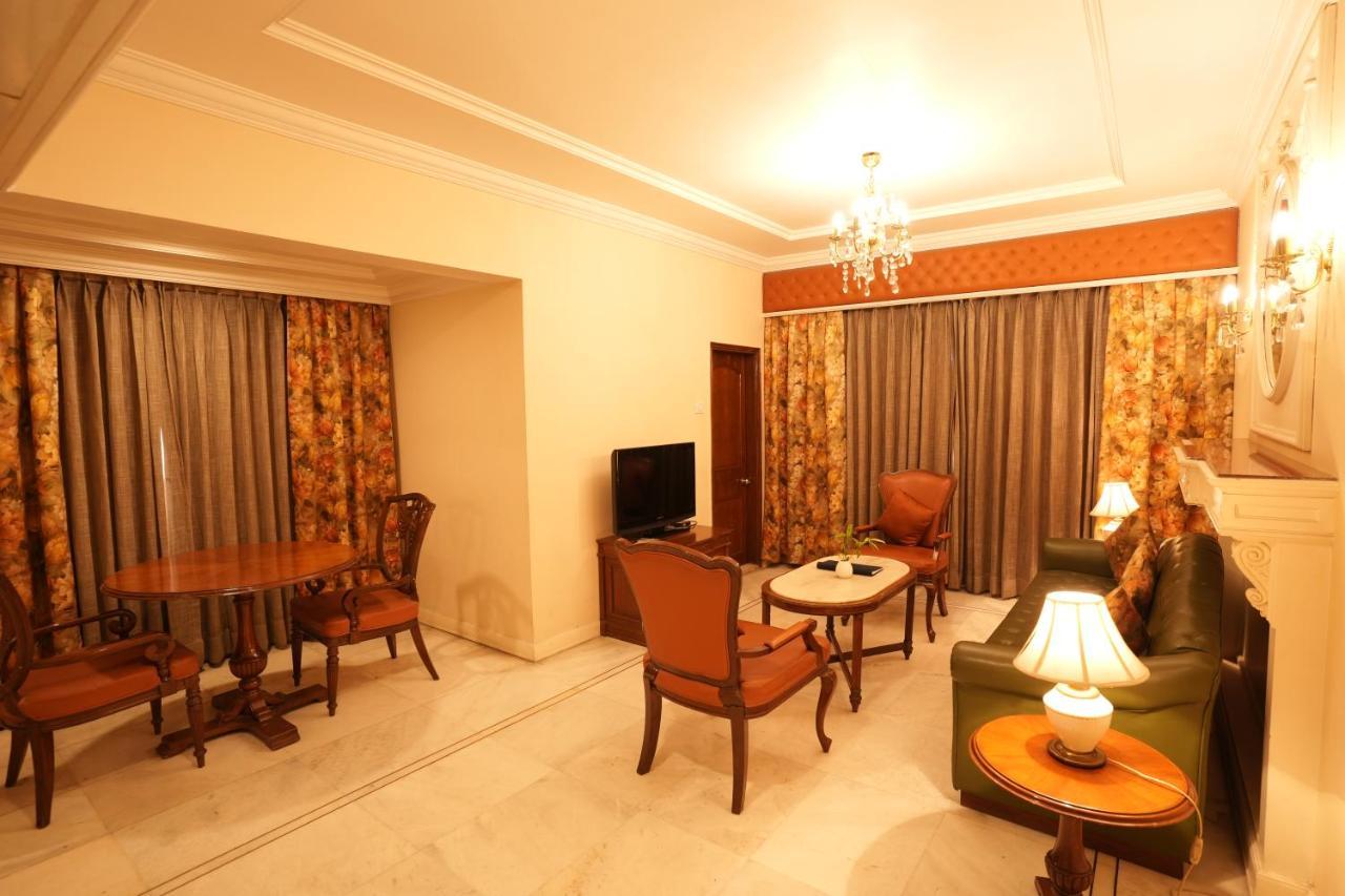 Hotel Hardeo Nagpur Eksteriør billede